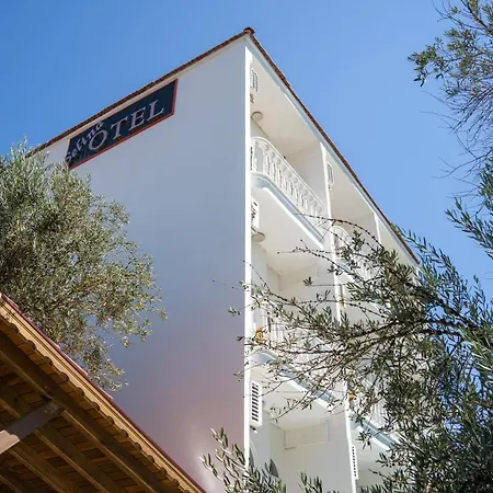 Cunda Selina Hotel Istanbul