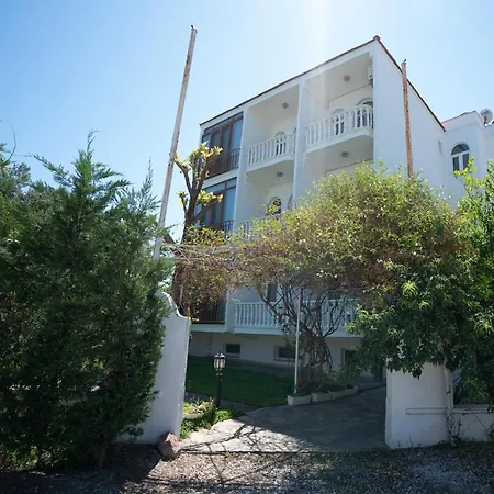 Cunda Selina Hotel *
